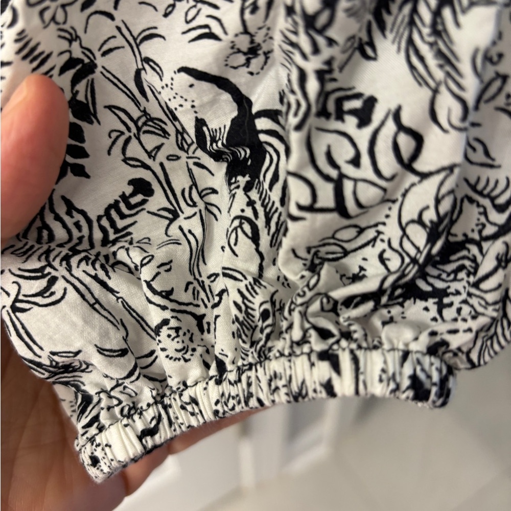 Lilly Pulitzer Animal Magnetism Blouse NWOT - Picture 3 of 3